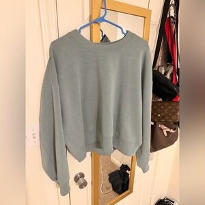 Womens lululemon softstream sweatshirt size 10 in great condition